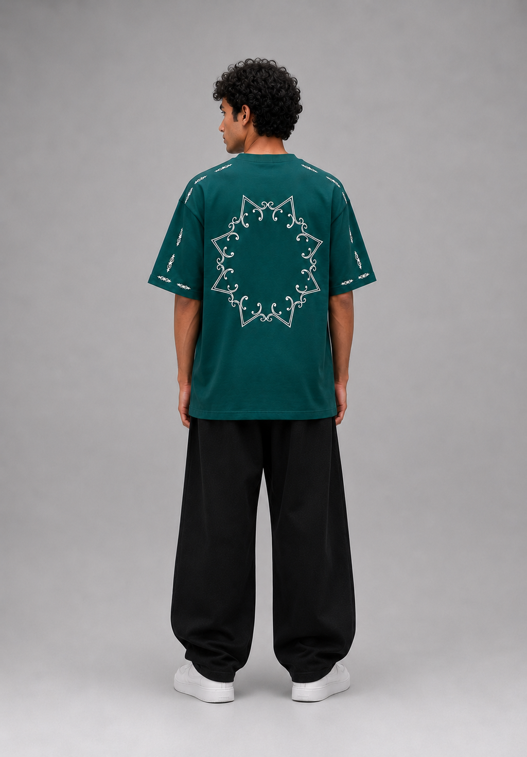 OVERSIZE PUP PRINT T.SHIRT