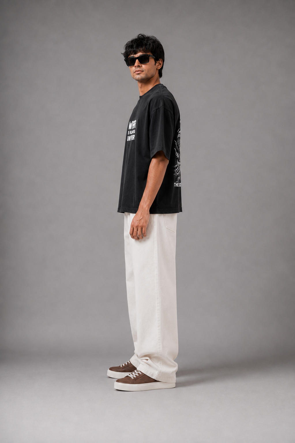 OVERSIZE PUP PRINT T.SHIRT