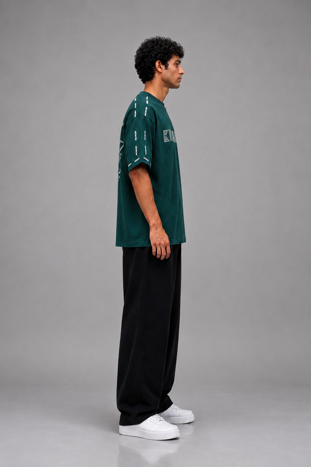 OVERSIZE PUP PRINT T.SHIRT