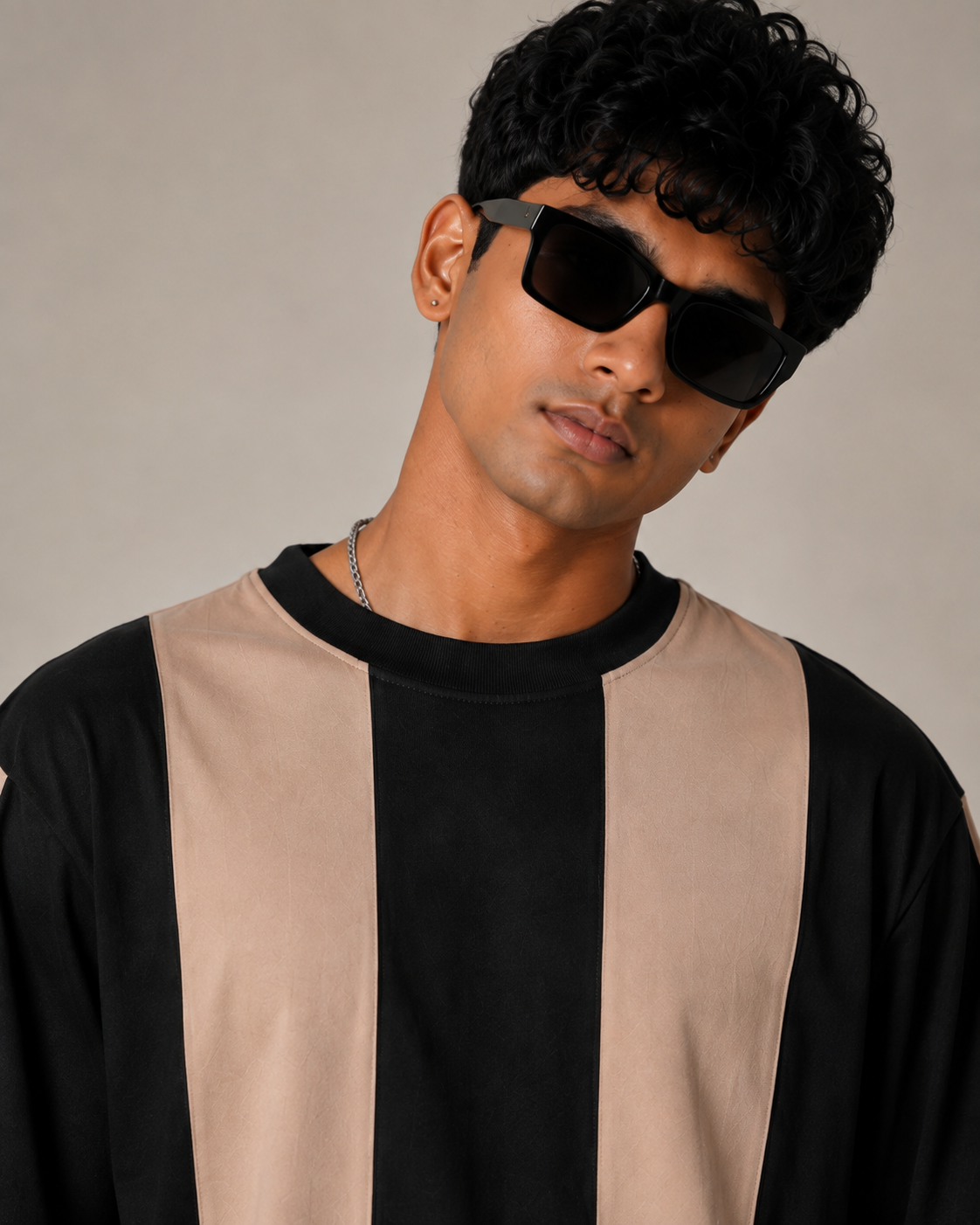 oversize strip t.shirt